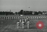 Standbild Graduation Day New Jersey Fort Dix USA, 1955, aus Sekunde 46 historischem Filmmaterial Videoclip 65675073551