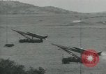 Immagine di Sviluppo di armi dall'antichità al presente United States USA, 1955, secondo 11 filmato di repertorio 65675073553