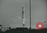 Immagine di Sviluppo di armi dall'antichità al presente United States USA, 1955, secondo 16 filmato di repertorio 65675073553