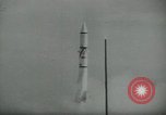 Immagine di Sviluppo di armi dall'antichità al presente United States USA, 1955, secondo 19 filmato di repertorio 65675073553