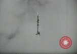 Immagine di Sviluppo di armi dall'antichità al presente United States USA, 1955, secondo 34 filmato di repertorio 65675073553