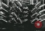 Immagine di Munizioni fabbricazione Teatro europeo, 1942, secondo 46 filmato di repertorio 65675073556