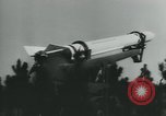 Standbild Army Test feuert Schlachtfeldraketen United States USA, 1955, aus Sekunde 57 historischem Filmmaterial Videoclip 65675073562