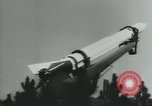 Standbild Army Test feuert Schlachtfeldraketen United States USA, 1955, aus Sekunde 60 historischem Filmmaterial Videoclip 65675073562