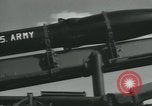 Standbild United States Army testet verschiedene taktische Raketen United States USA, 1955, aus Sekunde 6 historischem Filmmaterial Videoclip 65675073563
