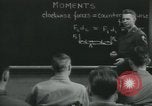 Standbild Moderne Feldwaffen der United States Army United States USA, 1955, aus Sekunde 3 historischem Filmmaterial Videoclip 65675073564