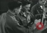 Standbild Moderne Feldwaffen der United States Army United States USA, 1955, aus Sekunde 21 historischem Filmmaterial Videoclip 65675073564
