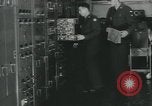 Standbild Moderne Feldwaffen der United States Army United States USA, 1955, aus Sekunde 24 historischem Filmmaterial Videoclip 65675073564