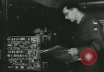 Standbild Moderne Feldwaffen der United States Army United States USA, 1955, aus Sekunde 29 historischem Filmmaterial Videoclip 65675073564