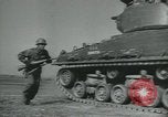 Standbild Moderne Feldwaffen der United States Army United States USA, 1955, aus Sekunde 33 historischem Filmmaterial Videoclip 65675073564