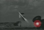 Standbild Moderne Feldwaffen der United States Army United States USA, 1955, aus Sekunde 58 historischem Filmmaterial Videoclip 65675073564
