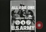 Standbild Sergeant Stuart Königin United States USA, 1955, aus Sekunde 40 historischem Filmmaterial Videoclip 65675073565
