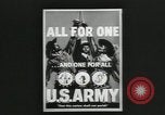 Standbild Sergeant Stuart Königin United States USA, 1955, aus Sekunde 43 historischem Filmmaterial Videoclip 65675073565