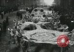 Standbild amerikanische Volk feiern United States USA, 1935, aus Sekunde 10 historischem Filmmaterial Videoclip 65675073567