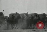 Standbild amerikanische Soldaten United States USA, 1935, aus Sekunde 16 historischem Filmmaterial Videoclip 65675073568