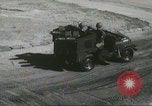 Standbild United States Army Infantry School Fort Benning Georgia USA, 1958, aus Sekunde 6 historischem Filmmaterial Videoclip 65675073586