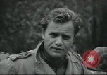 Standbild Rogers Rangers Infantry reenactment United States USA, 1955, aus Sekunde 56 historischem Filmmaterial Videoclip 65675073594
