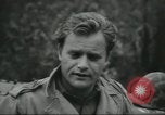Standbild Rogers Rangers Infantry reenactment United States USA, 1955, aus Sekunde 59 historischem Filmmaterial Videoclip 65675073594