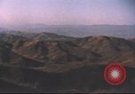 Image 240 mm l'obusier Corée, 1951, de la seconde 3 séquences d'archives historiques vidéo 65675073612