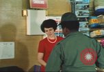 Immagine di Stelle e strisce di giornale Darmstadt Germania, 1975, secondo 22 filmato di repertorio 65675073616