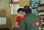 Immagine di Stelle e strisce di giornale Darmstadt Germania, 1975, secondo 25 filmato di repertorio 65675073616