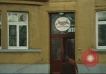 Immagine di Stelle e strisce di giornale Darmstadt Germania, 1975, secondo 53 filmato di repertorio 65675073616