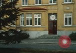 Immagine di Stelle e strisce di giornale Darmstadt Germania, 1975, secondo 61 filmato di repertorio 65675073616