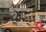 Immagine di Stelle e strisce di giornale Tokyo Giappone, 1975, secondo 7 filmato di repertorio 65675073618