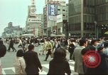 Immagine di Stelle e strisce di giornale Tokyo Giappone, 1975, secondo 15 filmato di repertorio 65675073618