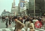 Immagine di Stelle e strisce di giornale Tokyo Giappone, 1975, secondo 20 filmato di repertorio 65675073618
