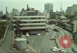 Immagine di Stelle e strisce di giornale Tokyo Giappone, 1975, secondo 25 filmato di repertorio 65675073618