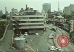 Immagine di Stelle e strisce di giornale Tokyo Giappone, 1975, secondo 26 filmato di repertorio 65675073618