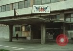 Immagine di Stelle e strisce di giornale Tokyo Giappone, 1975, secondo 34 filmato di repertorio 65675073618