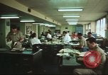 Immagine di Stelle e strisce di giornale Tokyo Giappone, 1975, secondo 37 filmato di repertorio 65675073618
