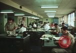 Immagine di Stelle e strisce di giornale Tokyo Giappone, 1975, secondo 42 filmato di repertorio 65675073618