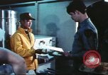 Standbild Stars and Stripes Zeitung Korea, 1975, aus Sekunde 43 historischem Filmmaterial Videoclip 65675073619