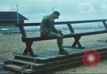 Standbild Radio- und Fernsehsender United States USA, 1975, aus Sekunde 31 historischem Filmmaterial Videoclip 65675073620