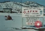 Standbild Radio- und Fernsehsender United States USA, 1975, aus Sekunde 58 historischem Filmmaterial Videoclip 65675073620
