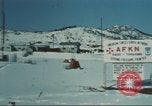 Standbild Radio- und Fernsehsender United States USA, 1975, aus Sekunde 61 historischem Filmmaterial Videoclip 65675073620