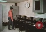 Image radio station Washington DC USA, 1975, de la seconde 16 séquences d'archives historiques vidéo 65675073623