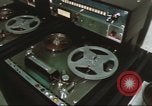 Image radio station Washington DC USA, 1975, de la seconde 22 séquences d'archives historiques vidéo 65675073623