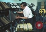 Standbild Radio Station Los Angeles California USA, 1975, aus Sekunde 34 historischem Filmmaterial Videoclip 65675073624