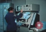Standbild Radio Station Los Angeles California USA, 1975, aus Sekunde 60 historischem Filmmaterial Videoclip 65675073624