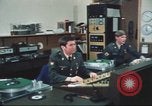 Standbild Die Künstlerin Barbara Randolph als Disc Jockey Los Angeles California USA, 1974, aus Sekunde 15 historischem Filmmaterial Videoclip 65675073625