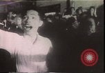 Immagine di Americani prigionieri Hanoi Vietnam, 1967, secondo 17 filmato di repertorio 65675073702