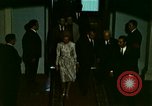 Standbild Richard Nixon Teheran Iran, 1972, aus Sekunde 30 historischem Filmmaterial Videoclip 65675073707