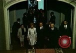 Standbild Richard Nixon Teheran Iran, 1972, aus Sekunde 34 historischem Filmmaterial Videoclip 65675073707