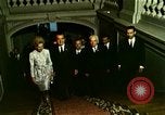 Standbild Richard Nixon Teheran Iran, 1972, aus Sekunde 42 historischem Filmmaterial Videoclip 65675073707