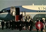 Standbild Richard Nixon Teheran Iran, 1972, aus Sekunde 55 historischem Filmmaterial Videoclip 65675073709