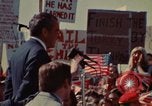 Immagine di Richard Nixon parla ai lavoratori di automobile durante la crisi energetica Saginaw Michigan USA, 1974, secondo 12 filmato di repertorio 65675073721